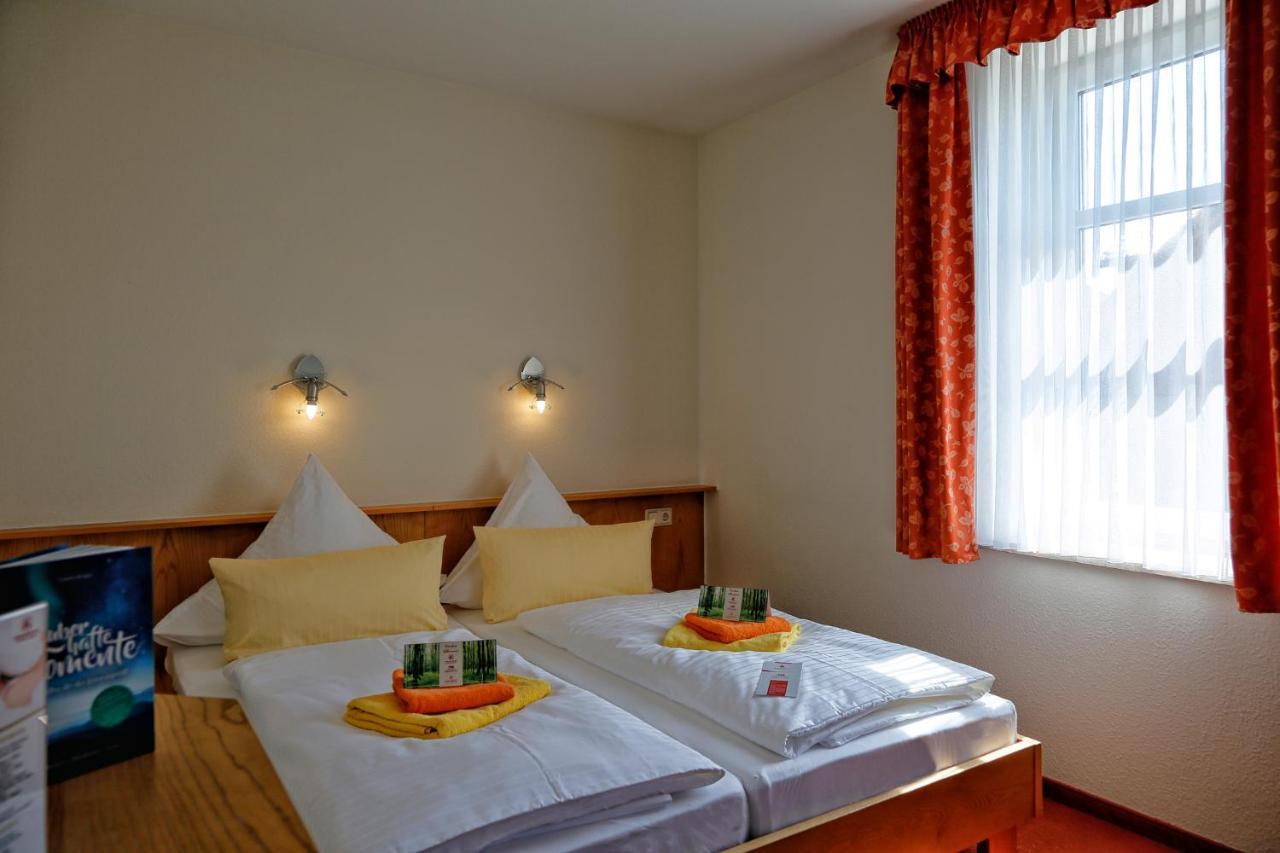 Konsum Gaestehaus Quisisana - Oberhof Oberhof  Εξωτερικό φωτογραφία