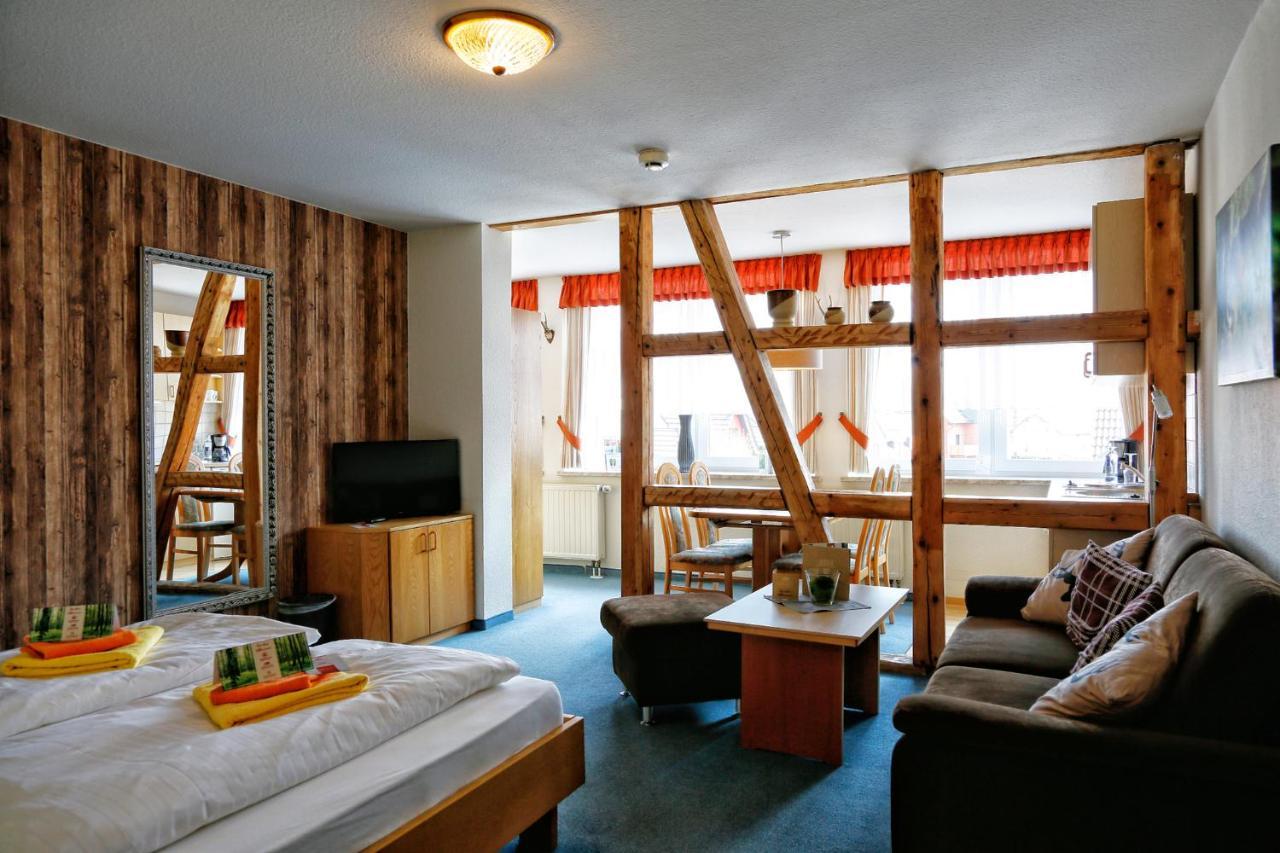 Konsum Gaestehaus Quisisana - Oberhof Oberhof  Εξωτερικό φωτογραφία