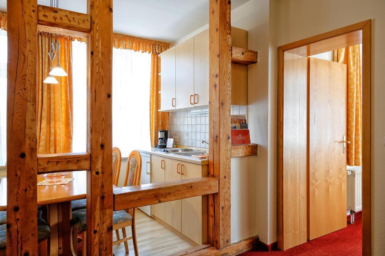 Konsum Gaestehaus Quisisana - Oberhof Oberhof  Εξωτερικό φωτογραφία